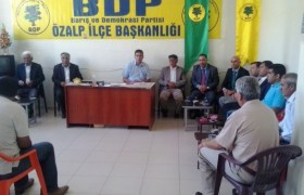 Sünnet Şöleni Kapsamında Özalp BDP İlçe Teşkilatı Ziyaret Edilmiş ve Davet Edilmiştir.